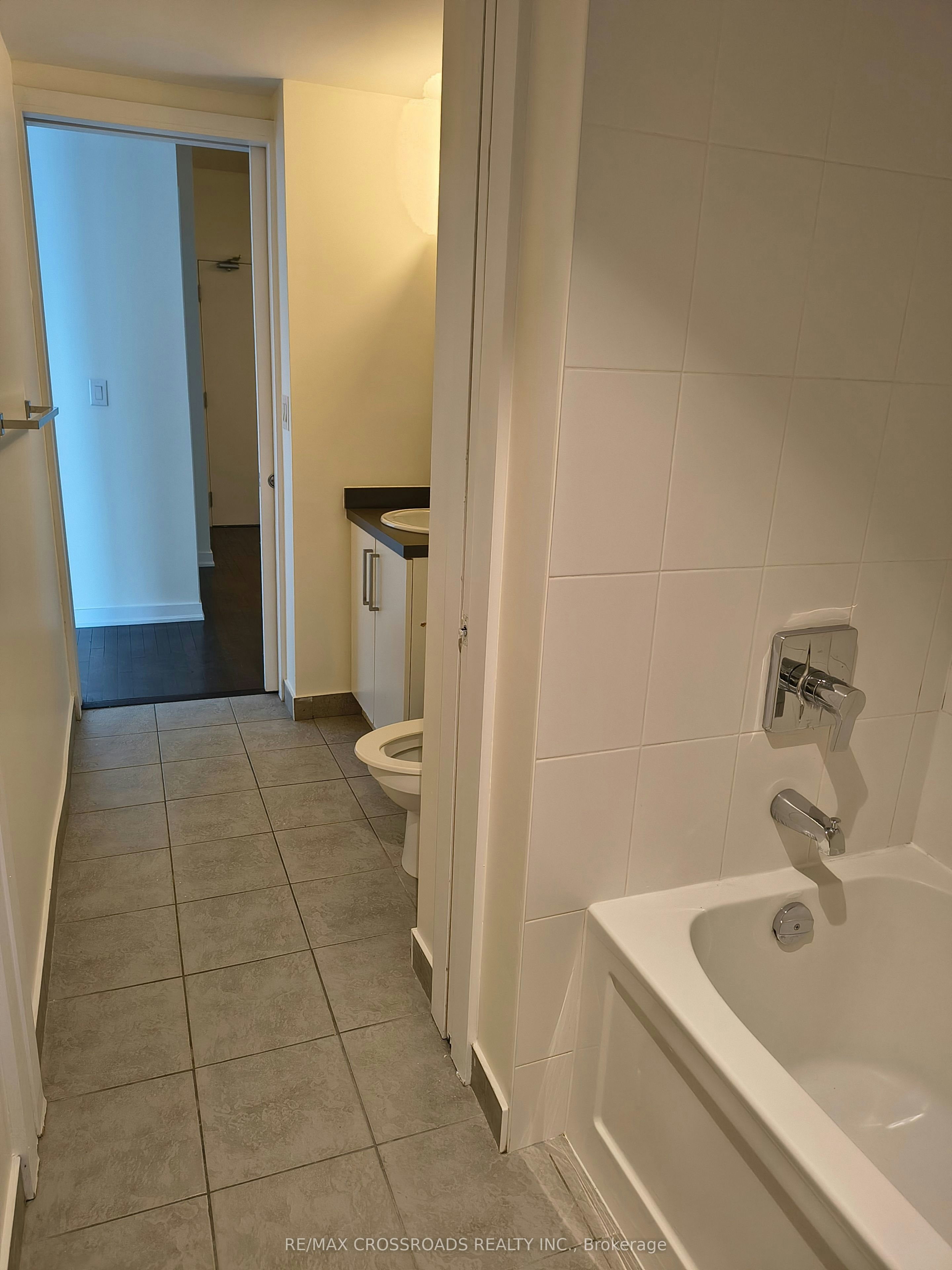 1104-12 York Street, Toronto, ON, M5J 2Z2 - 21