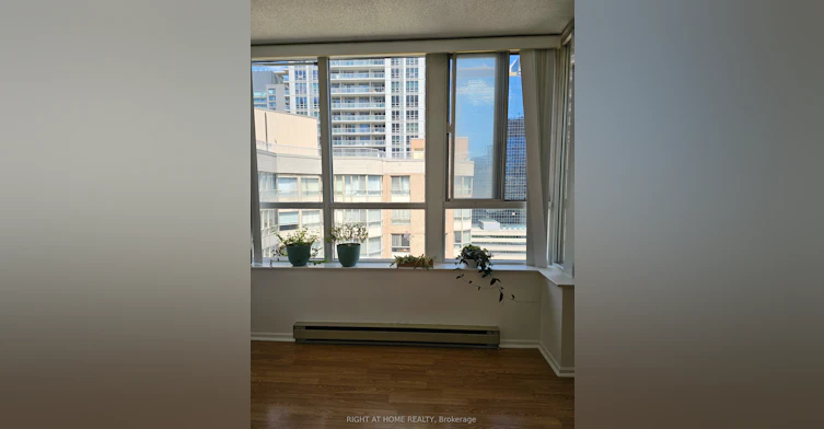 2011-711 Bay Street, Toronto, ON, M5G 2J8 - 5