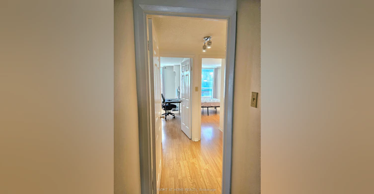 2011-711 Bay Street, Toronto, ON, M5G 2J8 - 6