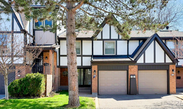 108 English Ivy Way