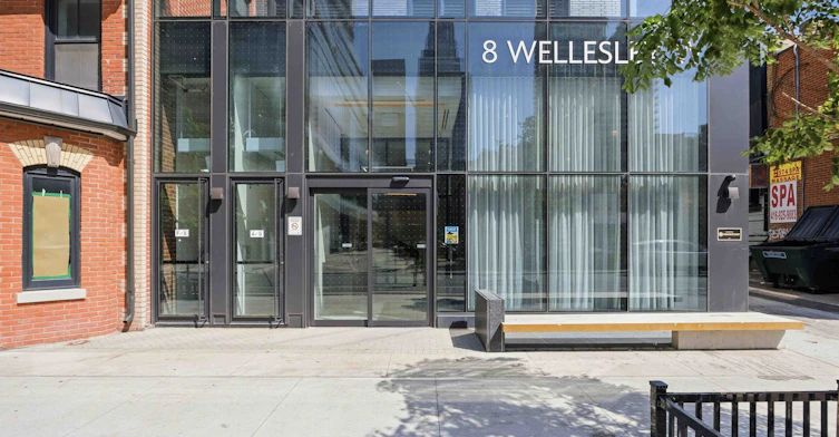 5110-8 Wellesley Street E, Toronto, ON, M4Y 0J5