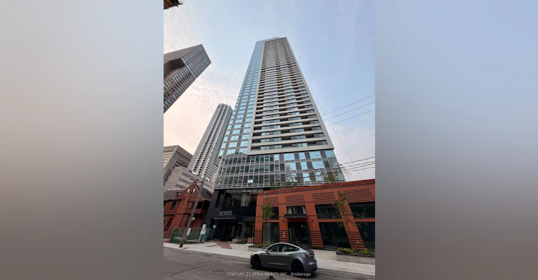 3601-609 Sherbourne Street, Toronto, ON, M4X 0A4