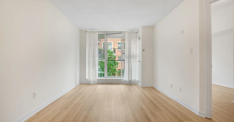 220-1000 King Street W, Toronto, ON, M6K 3N1 - 3