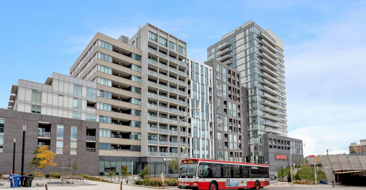 1804-20 Minowan Miikan Lane, Toronto, ON, M6J 0E5 - 34