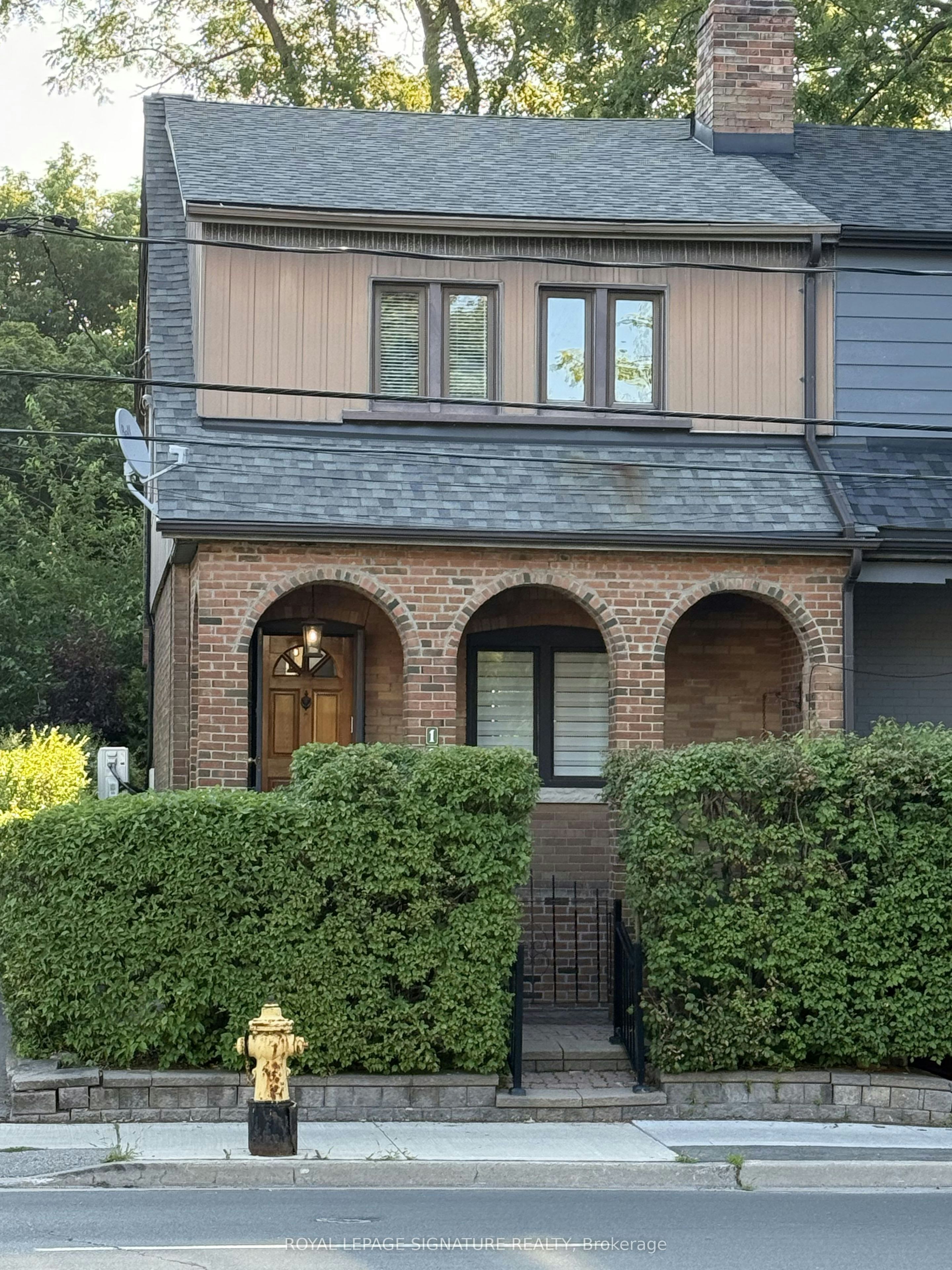 1089 Mt Pleasant Road, Toronto, ON, M4P 2M7