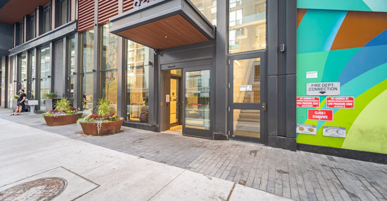 3815-82 Dalhousie Street, Toronto, ON, M5B 0C5 - 3