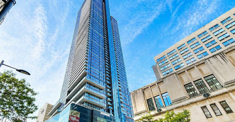 6016-388 Yonge Street, Toronto, ON, M5B 0A4
