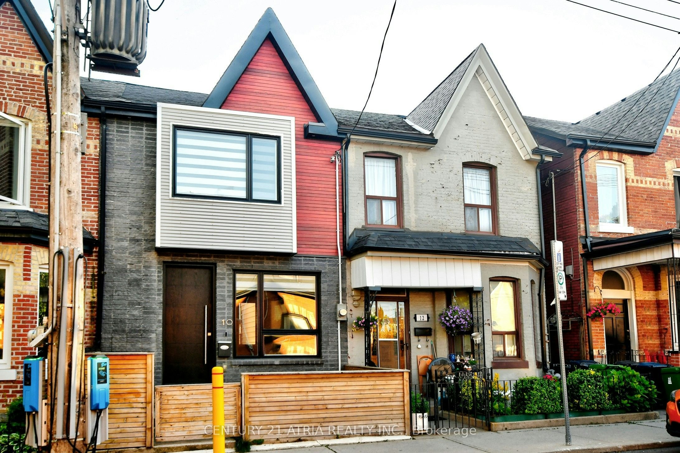 10 Palmerston Avenue, Toronto, ON, M6J 2H7