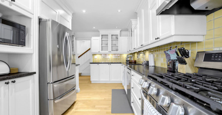 96 Whitehall Road, Toronto, ON, M4W 2C7 - 18