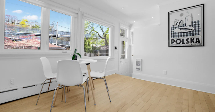 96 Whitehall Road, Toronto, ON, M4W 2C7 - 13