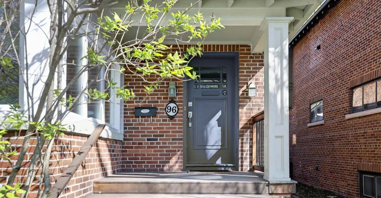 96 Whitehall Road, Toronto, ON, M4W 2C7 - 3