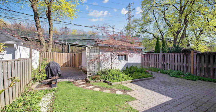 96 Whitehall Road, Toronto, ON, M4W 2C7 - 37