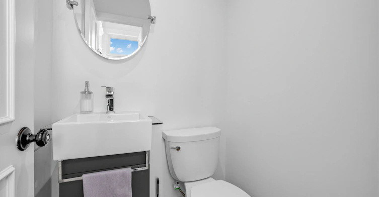 96 Whitehall Road, Toronto, ON, M4W 2C7 - 20