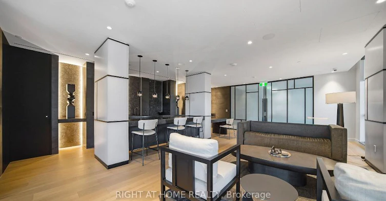 2909S-110 Broadway Avenue, Toronto, ON, M4P 1V7 - 39
