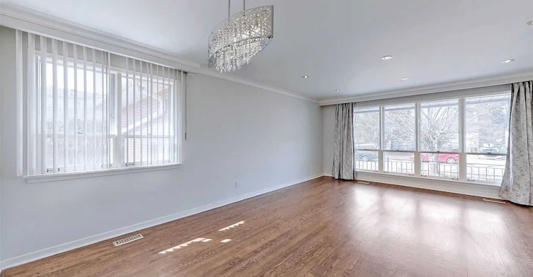 Main Level-79 Patricia Avenue, Toronto, ON, M2M 1J1 - 9