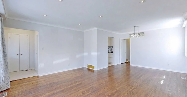 Main Level-79 Patricia Avenue, Toronto, ON, M2M 1J1 - 20