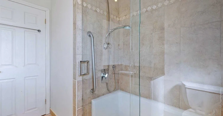 Main Level-79 Patricia Avenue, Toronto, ON, M2M 1J1 - 31