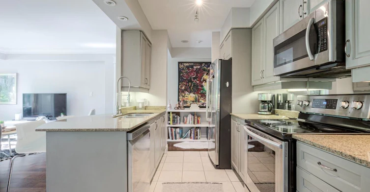 114-38 William Carson Crescent, Toronto, ON, M2P 2H2 - 19