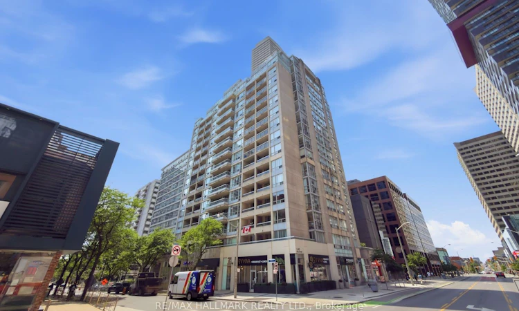 310-43 Eglinton Avenue E