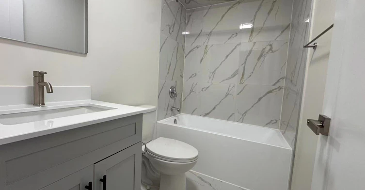 1B-53 Bishop Avenue, Toronto, ON, M2M 1Z4 - 7