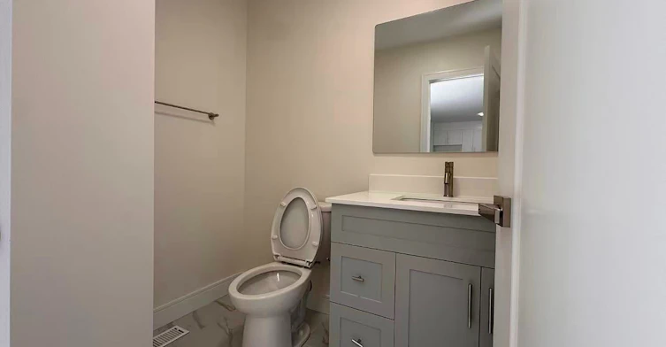5-53 Bishop Avenue, Toronto, ON, M2M 1Z4 - 3