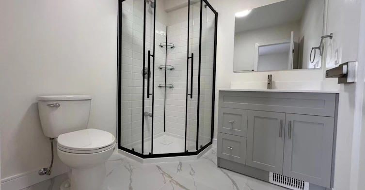 5-53 Bishop Avenue, Toronto, ON, M2M 1Z4 - 5