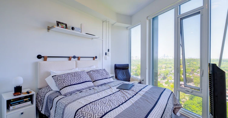 2302-575 Bloor Street E, Toronto, ON, M4X 1J8 - 14