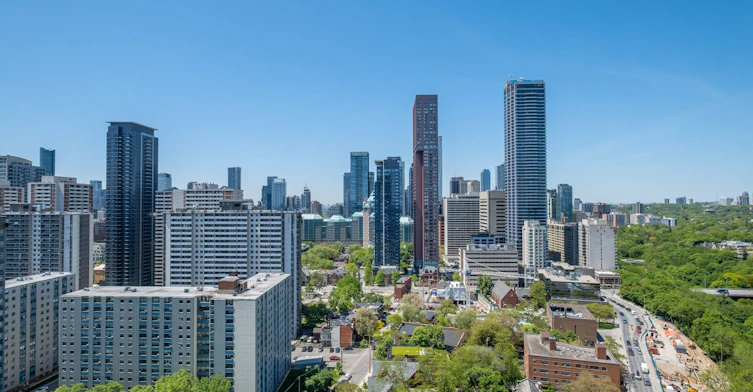 2302-575 Bloor Street E, Toronto, ON, M4X 1J8 - 23