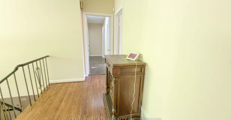 11 Danville Drive, Toronto, ON, M2P 1H7 - 16