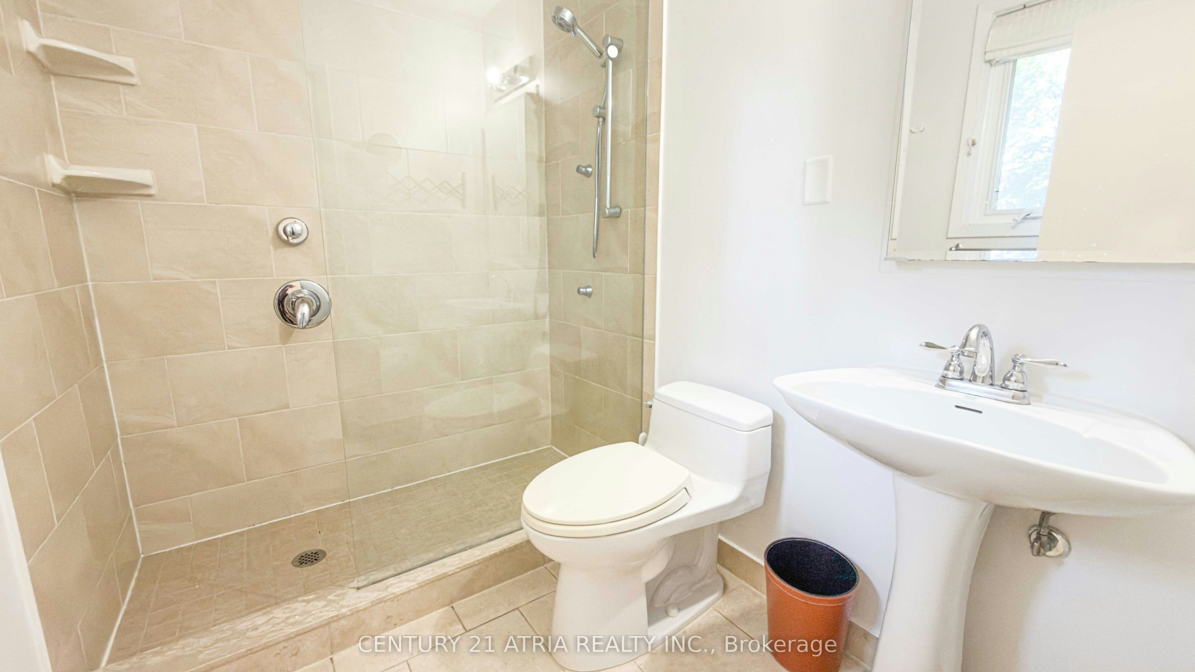 11 Danville Drive, Toronto, ON, M2P 1H7 - 23