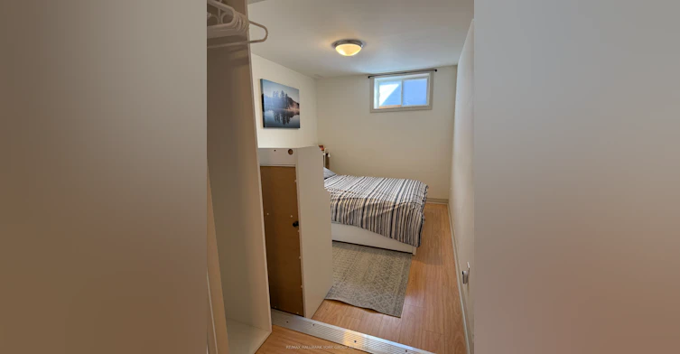lower-2 Coates Avenue, Toronto, ON, M6C 1K7 - 6