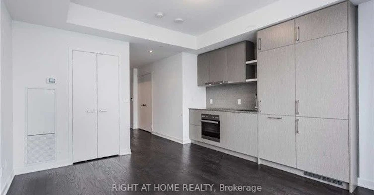 2408-100 Harbour Street, Toronto, ON, M5J 2T5 - 2