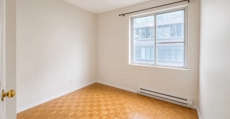 301-126 Dundas Street E, Toronto, ON, M5B 1E2 - 3