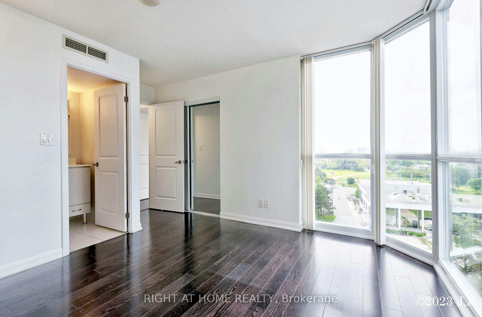 1009-5793 Yonge Street, Toronto, ON, M2M 0A9 - 9