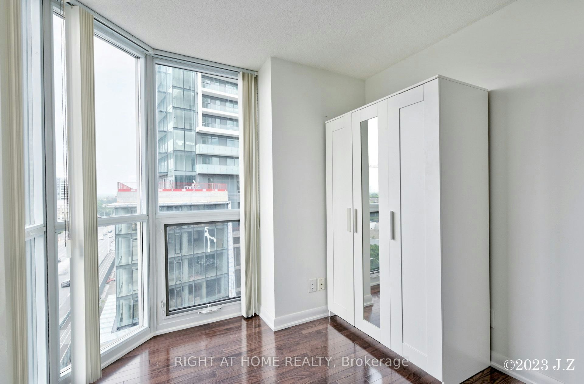 1009-5793 Yonge Street, Toronto, ON, M2M 0A9 - 14