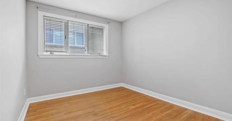 121 Elvaston Drive, Toronto, ON, M4A 1N8 - 12