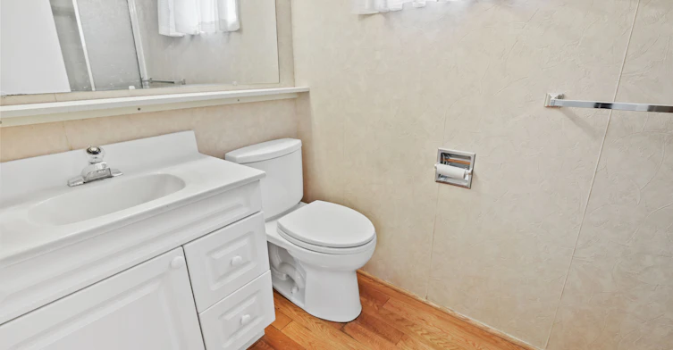 121 Elvaston Drive, Toronto, ON, M4A 1N8 - 22