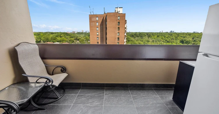 906-100 Canyon Avenue, Toronto, ON, M3H 5T9 - 18