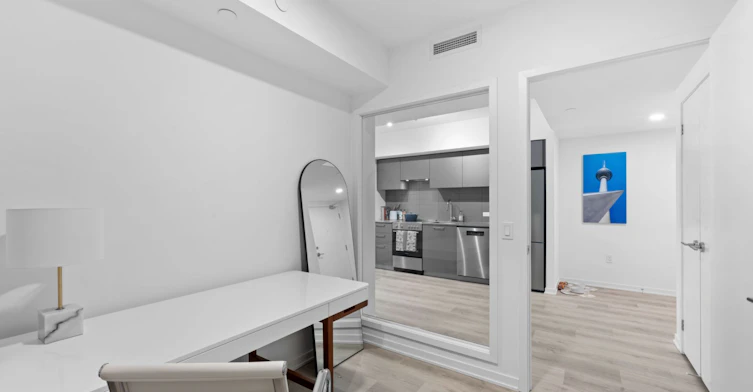 411-101 Roehampton Avenue, Toronto, ON, M4P 2W2 - 7