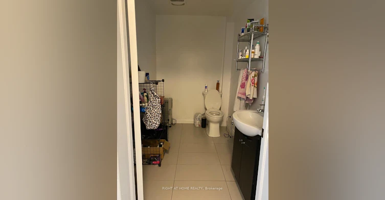 2-134 Huron Street, Toronto, ON, M5T 2B2 - 13