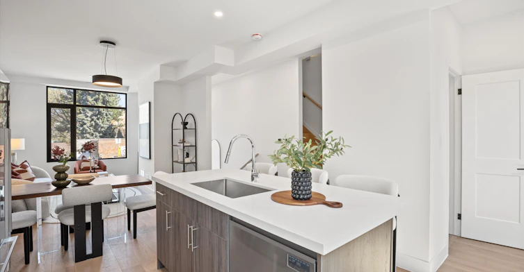 Main/Upper-3 Heydon Park Road, Toronto, ON, M6J 2C7