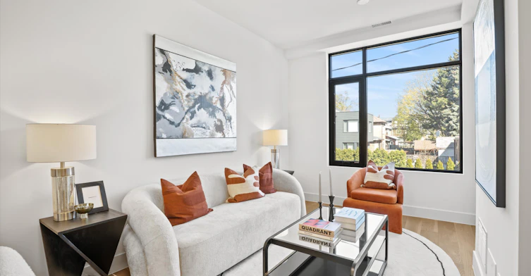 Main/Upper-3 Heydon Park Road, Toronto, ON, M6J 2C7 - 5