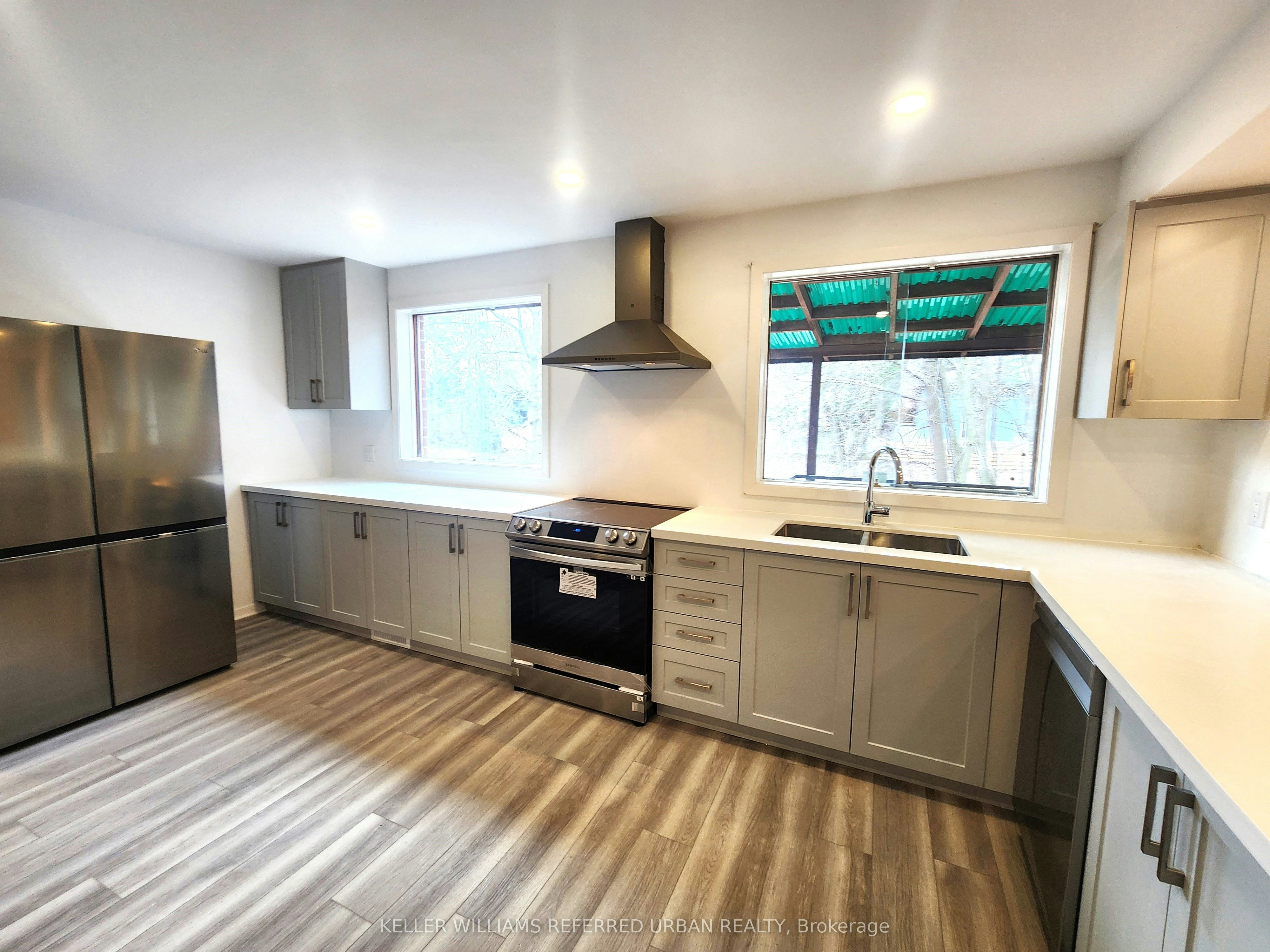 35 Shippigan Crescent, Toronto, ON, M2J 2G1 - 11
