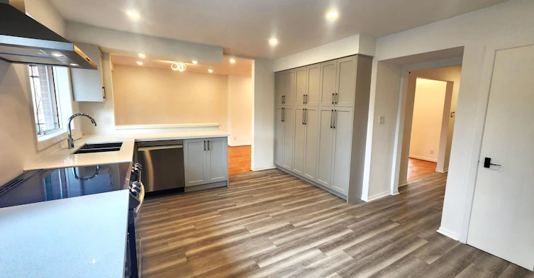 35 Shippigan Crescent, Toronto, ON, M2J 2G1 - 13