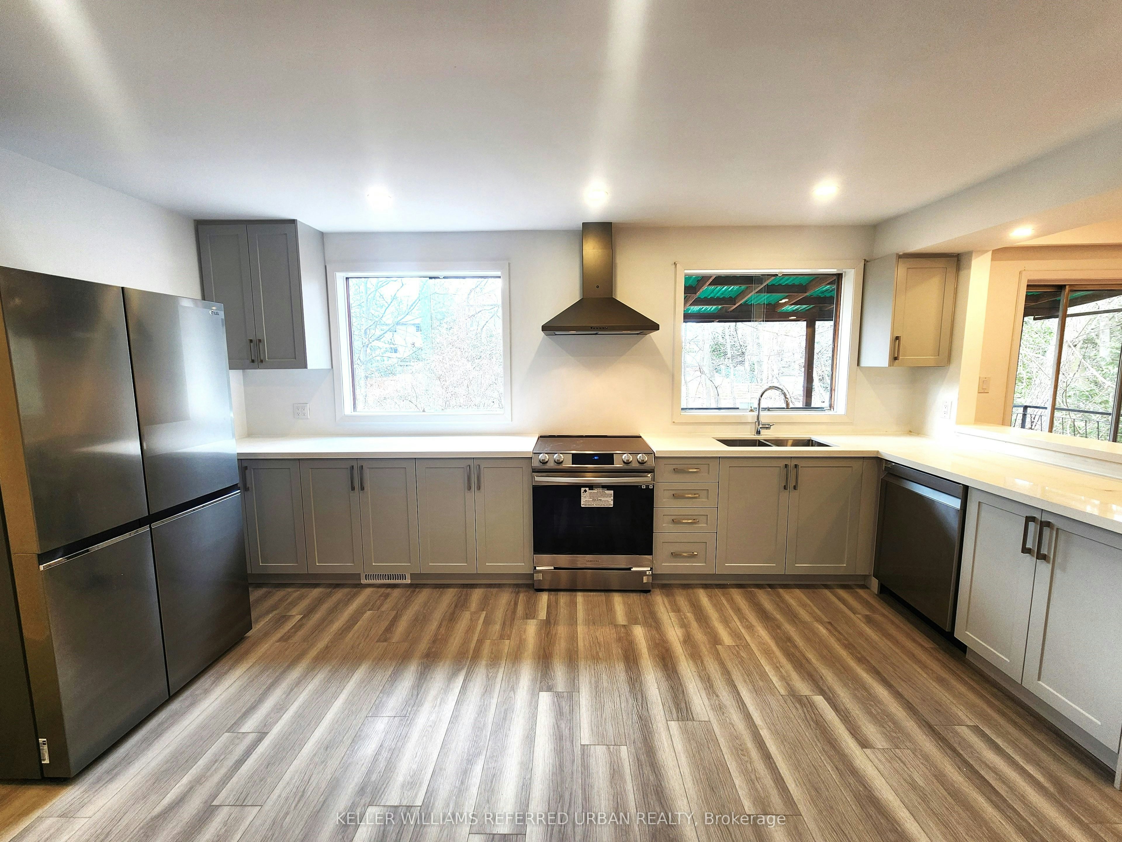 35 Shippigan Crescent, Toronto, ON, M2J 2G1 - 12