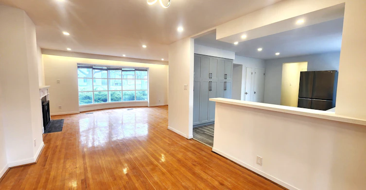 35 Shippigan Crescent, Toronto, ON, M2J 2G1 - 8