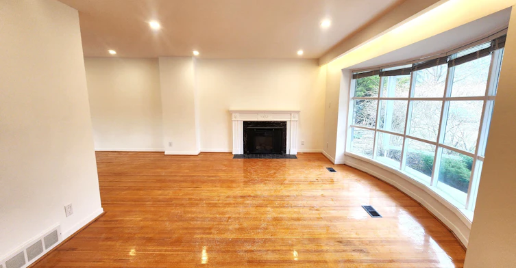 35 Shippigan Crescent, Toronto, ON, M2J 2G1 - 6