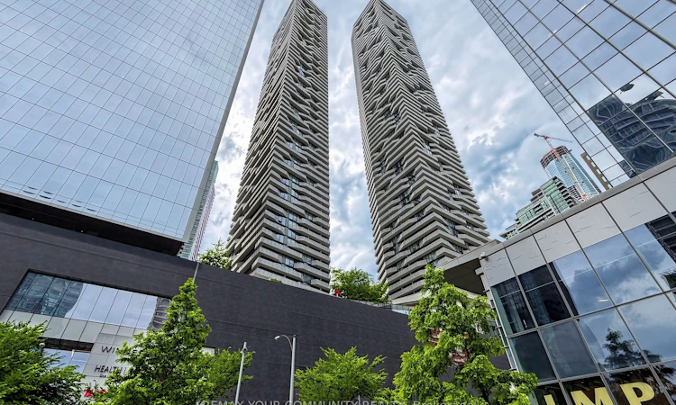 3702-88 Harbour Street