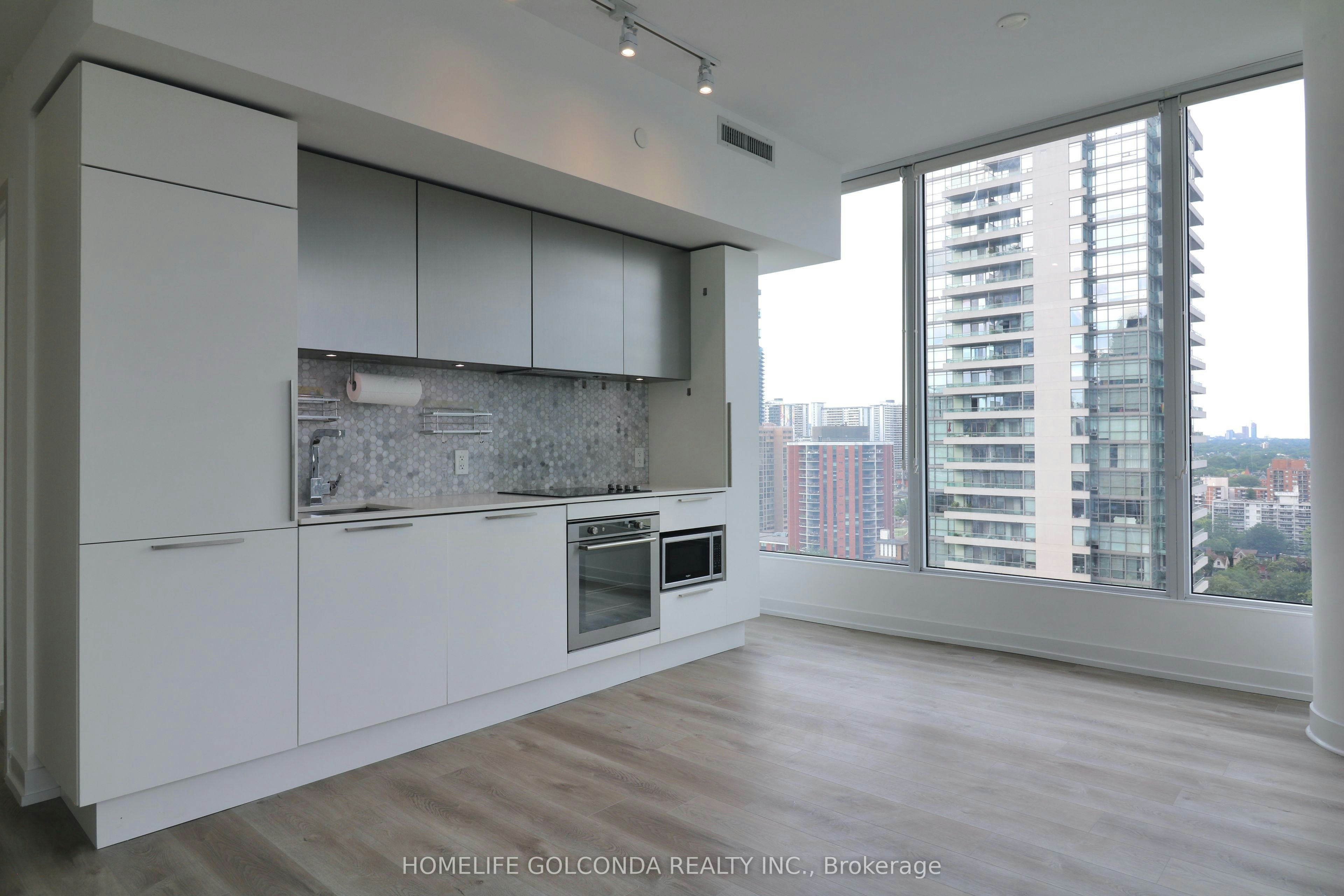 2216-85 Wood Street, Toronto, ON, M4Y 0E8