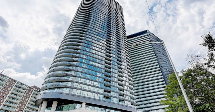 1618-585 Bloor Street E, Toronto, ON, M4X 1J8